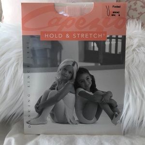 Capezio Dance Tights, Footed, light pink